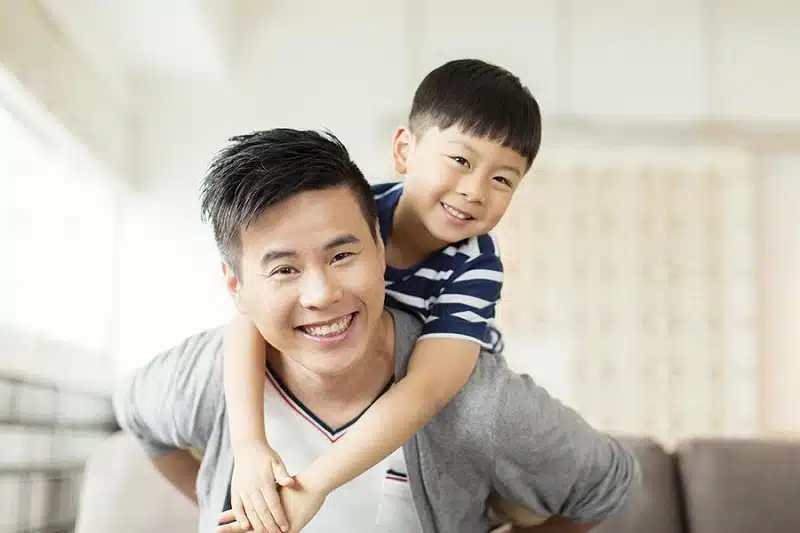 Xét Nghiệm ADN Cha Con Cần Những Gì, Hết Bao Nhiêu Tiền?
