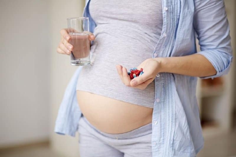 những loại thuốc ảnh hưởng đến thai nhi